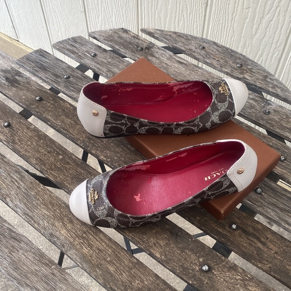 Coach loafers. Like new. - Picture 4 of 4